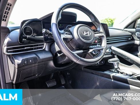 Used 2024 Hyundai Elantra Limited FWD image 25