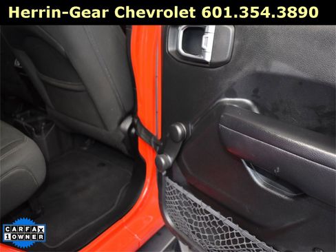 Used 2018 Jeep Wrangler Unlimited Sport image 20