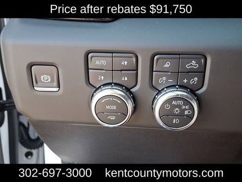 New 2025 GMC Sierra 1500 AT4 w/ AT4 Premium Package image 23