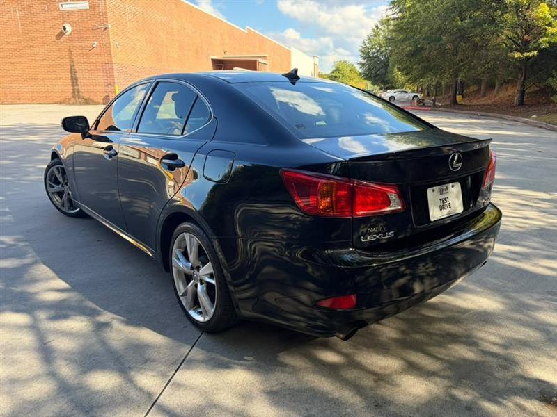 Used 2010 Lexus IS 250 w/ Preferred Accessory Package RWD image 4