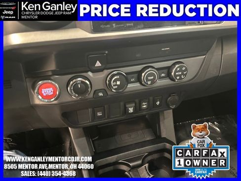 Used 2019 Toyota Tacoma TRD Sport image 16