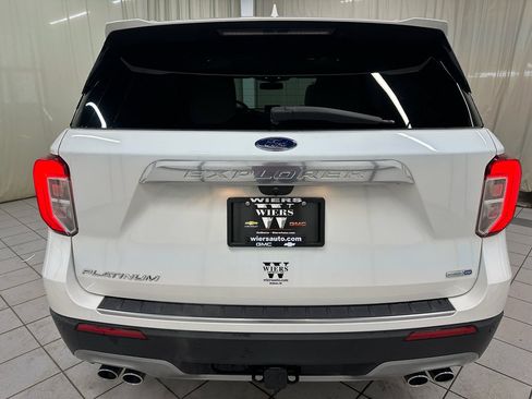 Used 2020 Ford Explorer Platinum w/ Premium Technology Package image 6