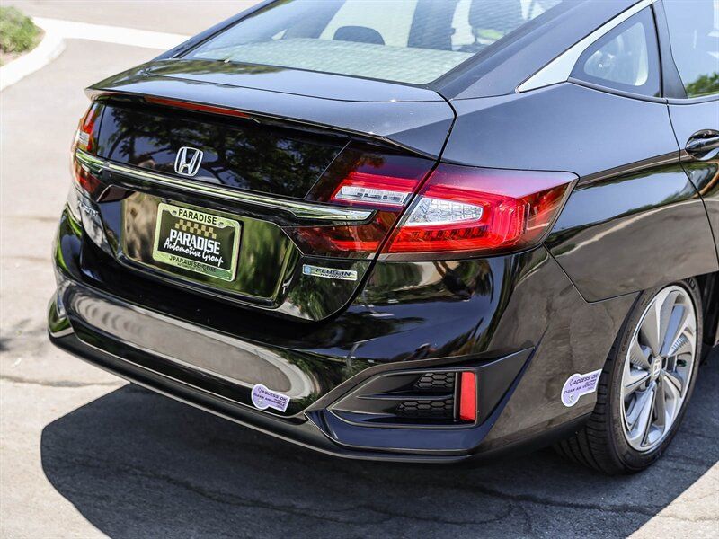 Used 2019 Honda Clarity Plug-In Hybrid image 14