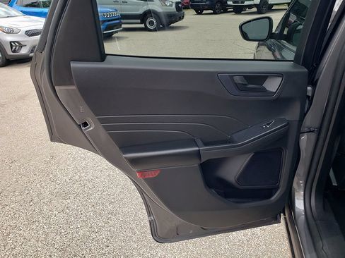 Used 2023 Ford Escape Active AWD/4WD image 12
