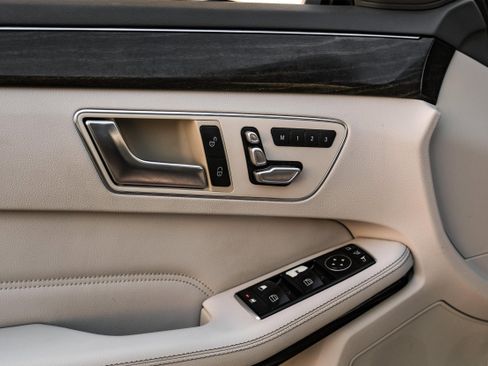 Used 2015 Mercedes-Benz E 350 E 350 w/ Premium 1 Package image 39