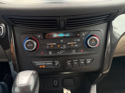 Used 2017 Ford Escape Titanium w/ Equipment Group 301A FWD image 26