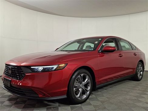 Used 2024 Honda Accord EX image 6