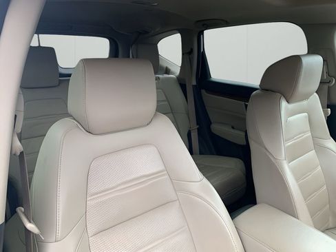 Used 2018 Honda CR-V Touring image 18
