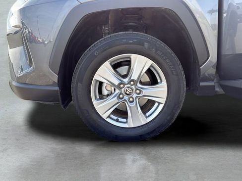 Used 2025 Toyota RAV4 XLE AWD/4WD image 35