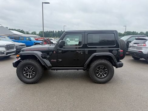 Used 2026 Jeep Wrangler Rubicon AWD/4WD image 9