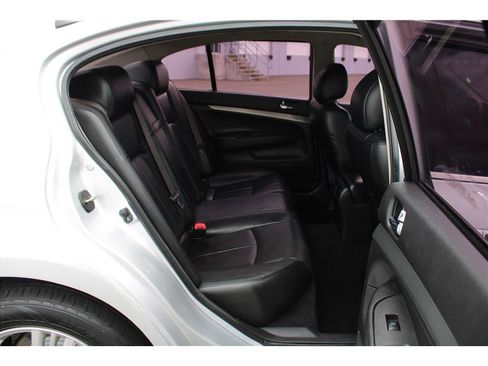 Used 2013 INFINITI G37 x Sedan AWD/4WD image 12