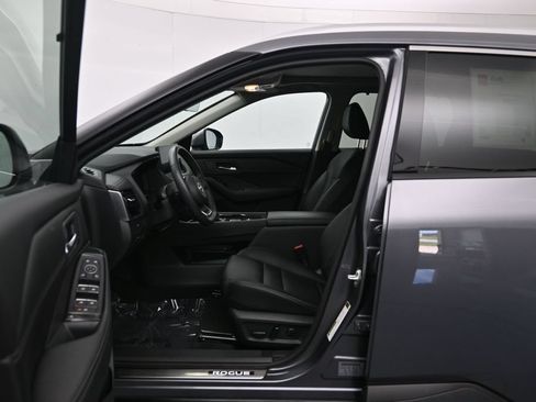 Certified 2024 Nissan Rogue SL w/ SL Premium Package FWD image 22
