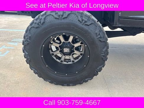 Used 2016 RAM 2500 Big Horn w/ Black Appearance Group AWD/4WD image 9