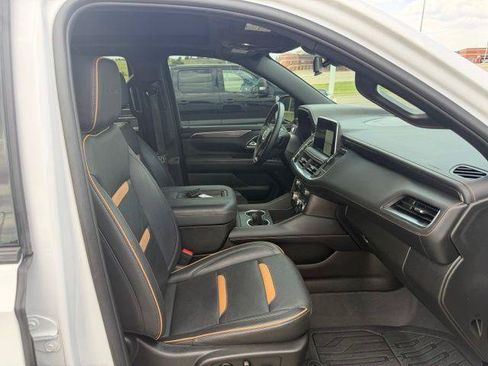 Used 2024 GMC Yukon AT4 w/ AT4 Premium Package AWD/4WD image 14