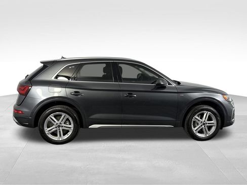 Used 2024 Audi Q5 e Premium Plus w/ Premium Plus Package AWD/4WD image 6