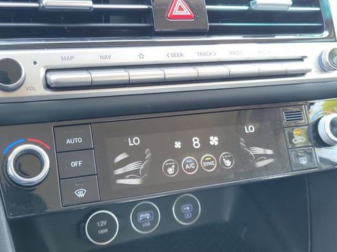 Used 2026 Genesis G70 2.5T RWD image 27