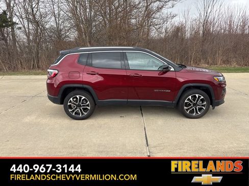 Used 2022 Jeep Compass Limited image 10