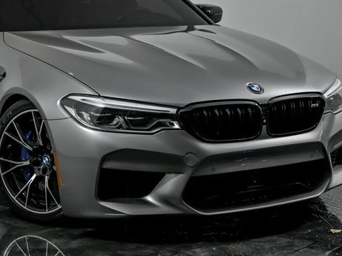 Used 2019 BMW M5 w/ Executive Package image 2