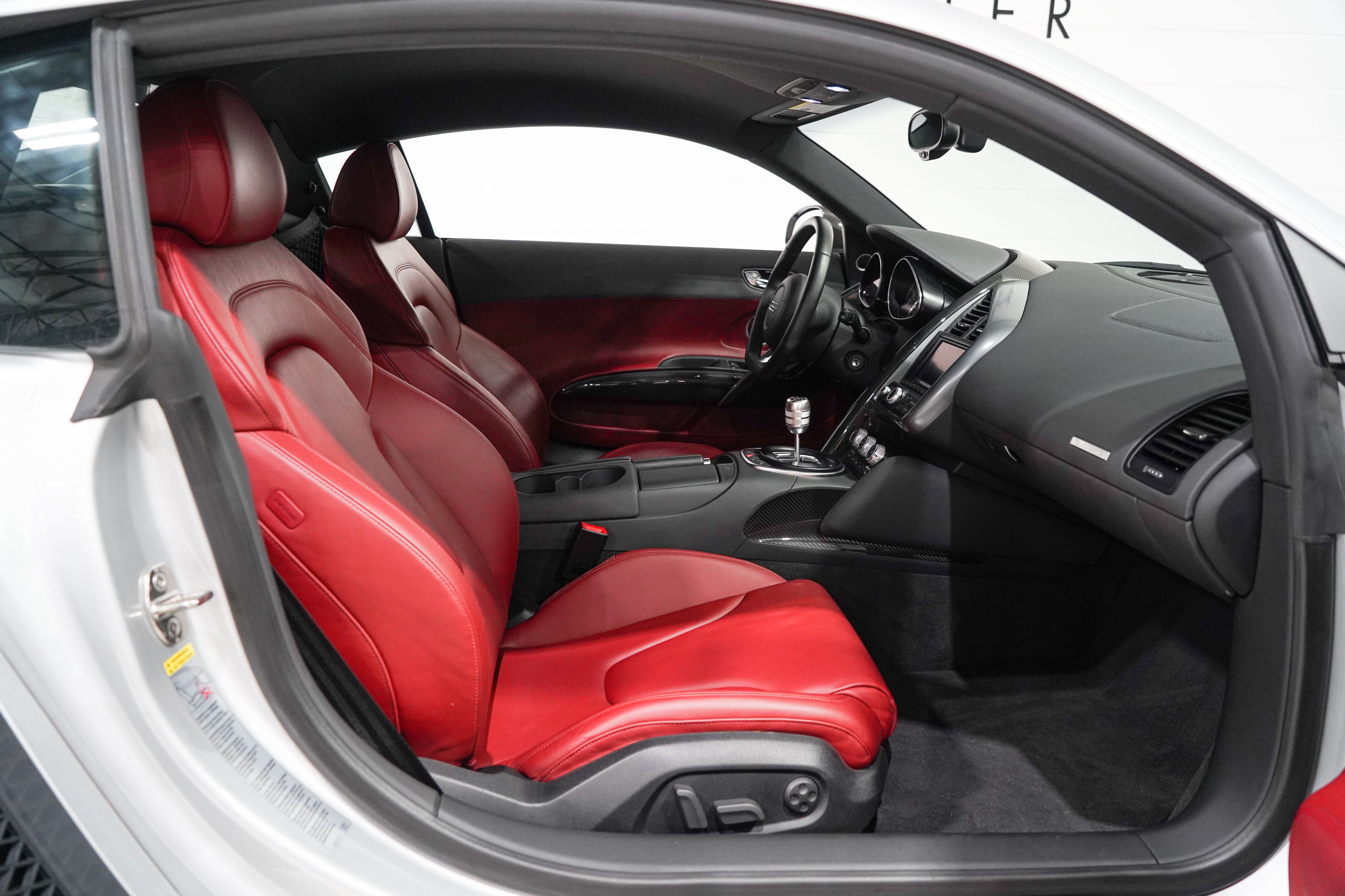 Used 2010 Audi R8 V10 AWD/4WD image 14