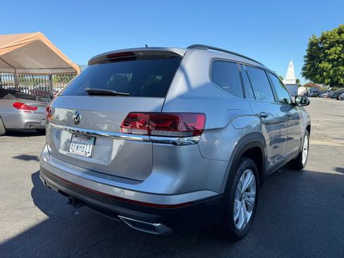 Used 2021 Volkswagen Atlas SE w/ Panoramic Sunroof Package FWD image 19