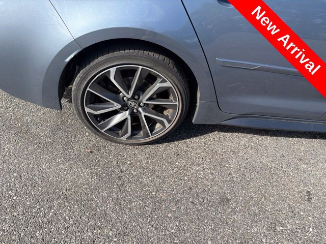 Used 2022 Toyota Corolla SE w/ SE Premium Package FWD image 5