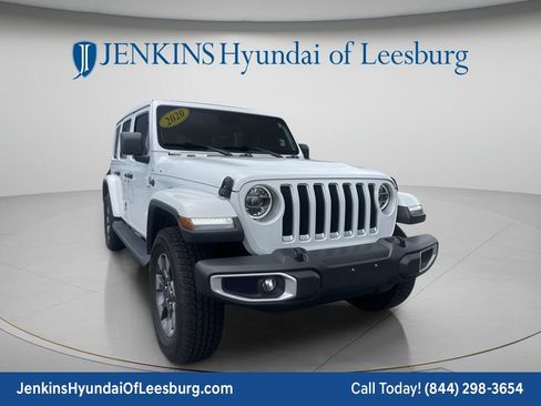 Used 2020 Jeep Wrangler Unlimited Sahara AWD/4WD image 12