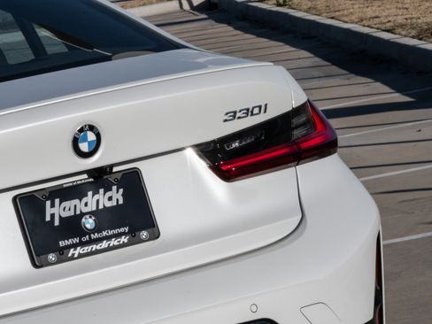 New 2026 BMW 330i Sedan w/ M Sport Package image 8