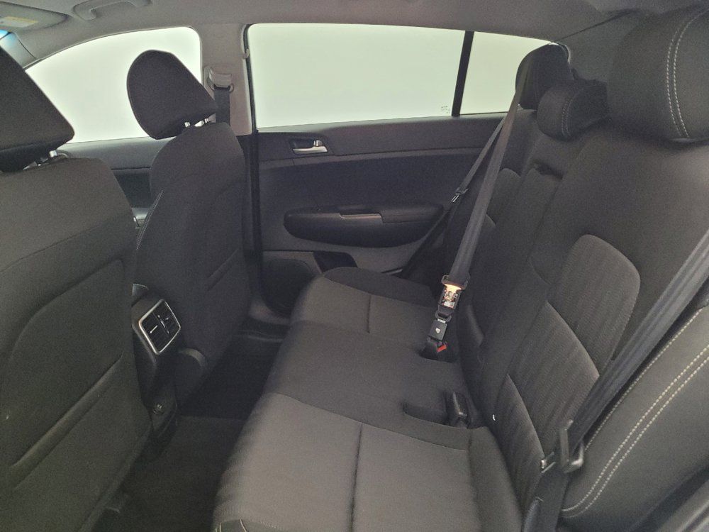 Used 2019 Kia Sportage LX FWD image 18