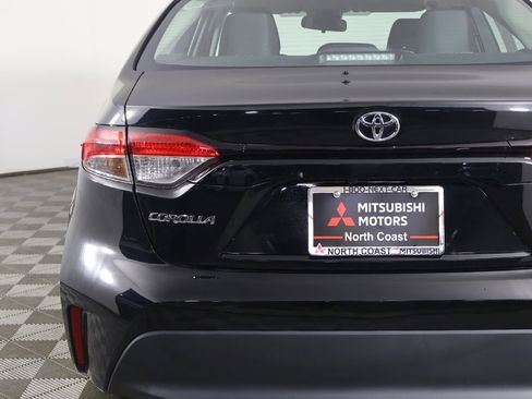 Used 2024 Toyota Corolla LE image 12