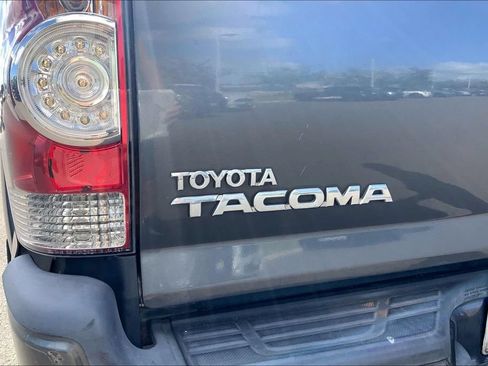 Used 2009 Toyota Tacoma PreRunner RWD image 28