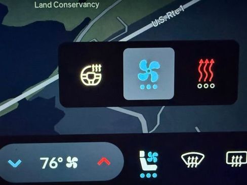 Used 2023 Rivian R1S Adventure image 53