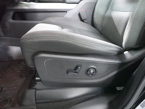 Used 2019 RAM 1500 Big Horn image 11