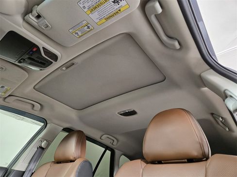 Certified 2022 Subaru Outback Touring XT w/ Popular Package #2 image 15