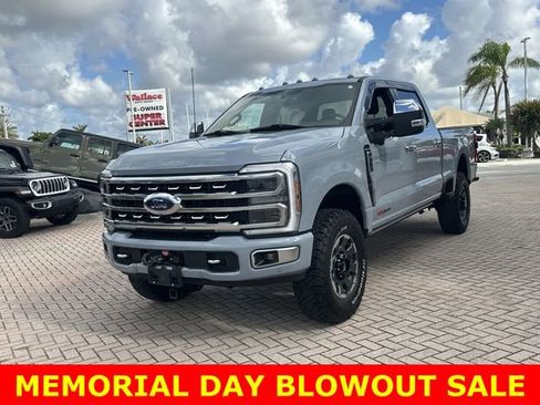 Used 2024 Ford F350 Platinum w/ Tremor Off-Road Package AWD/4WD image 3