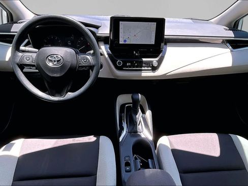 Used 2024 Toyota Corolla LE w/ LE Convenience Package FWD image 15