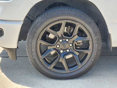 Used 2023 RAM 1500 Laramie AWD/4WD image 10