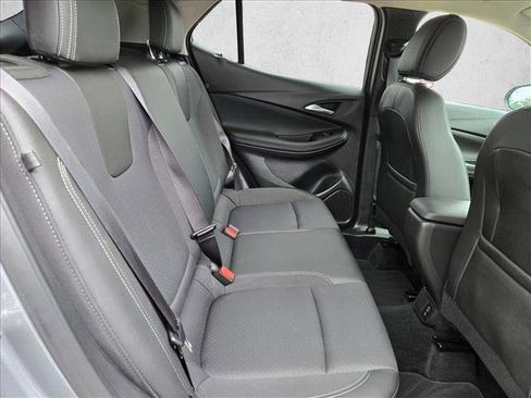 Used 2025 Buick Encore GX Preferred AWD/4WD image 18