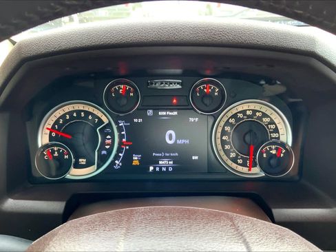 Used 2018 RAM 1500 Lone Star AWD/4WD image 24