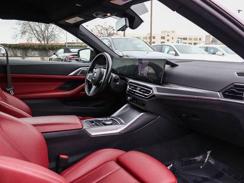 Used 2024 BMW 430i Convertible w/ M Sport Package image 18