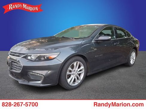 Used 2018 Chevrolet Malibu LT FWD image 1