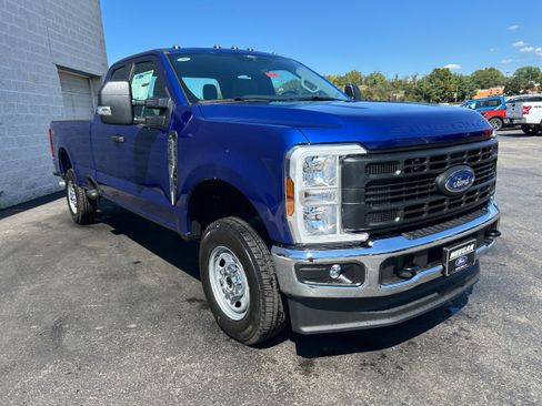 New 2026 Ford F350 XL w/ XL Chrome Package image 16