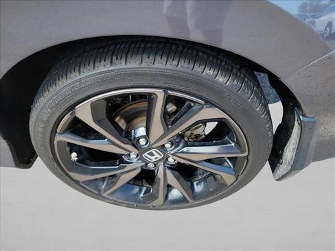 Used 2019 Honda Civic Sport image 12