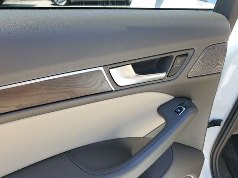 Used 2016 Audi Q5 2.0T Premium Plus w/ Technology Package image 15