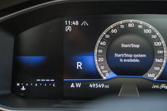 Used 2025 Volkswagen Jetta SE FWD image 43