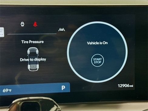 Used 2025 Hyundai Tucson Limited image 12