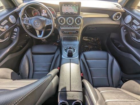 Used 2018 Mercedes-Benz GLC 300 4MATIC image 19