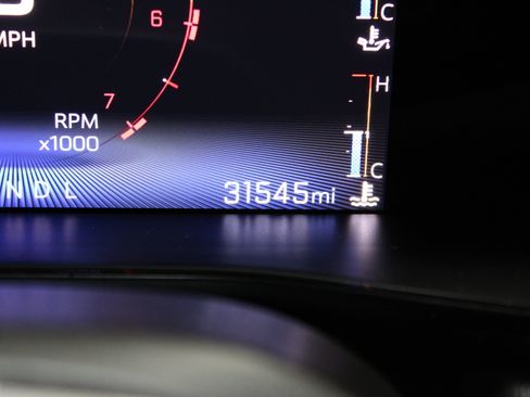 Used 2023 Chevrolet Colorado LT AWD/4WD image 35