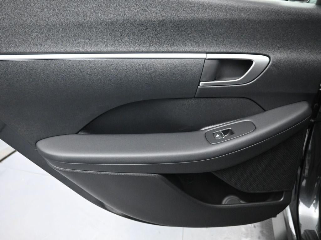 New 2026 Hyundai Sonata SE FWD image 23