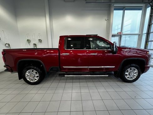 Used 2025 Chevrolet Silverado 3500 High Country w/ High Country Premium Package image 38