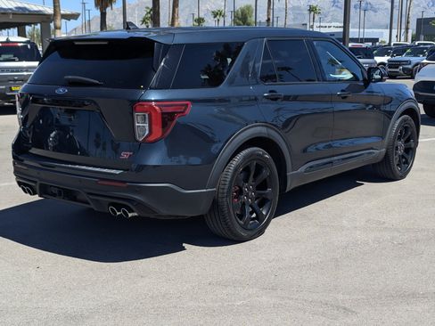 Used 2022 Ford Explorer ST w/ Equipment Group 401A RWD image 2
